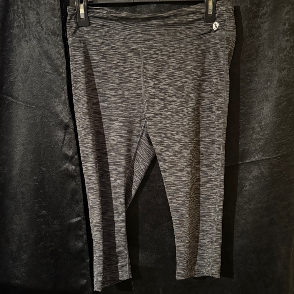 Xersion Women's Gray Bike Shorts medium